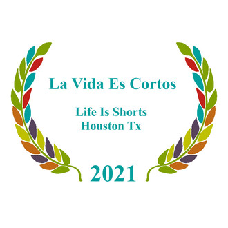 La Vida Es Cortos/Life Is Shorts