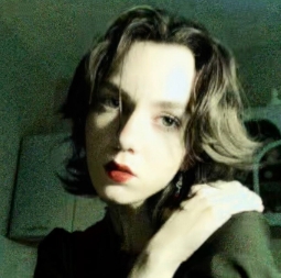 Elena Bondar