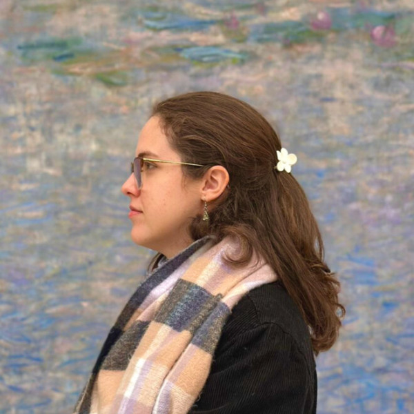 Julia Nicolescu