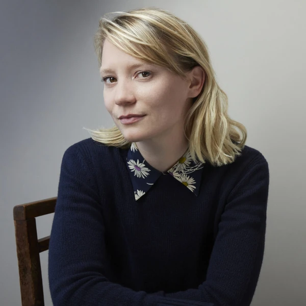 Mia Wasikowska