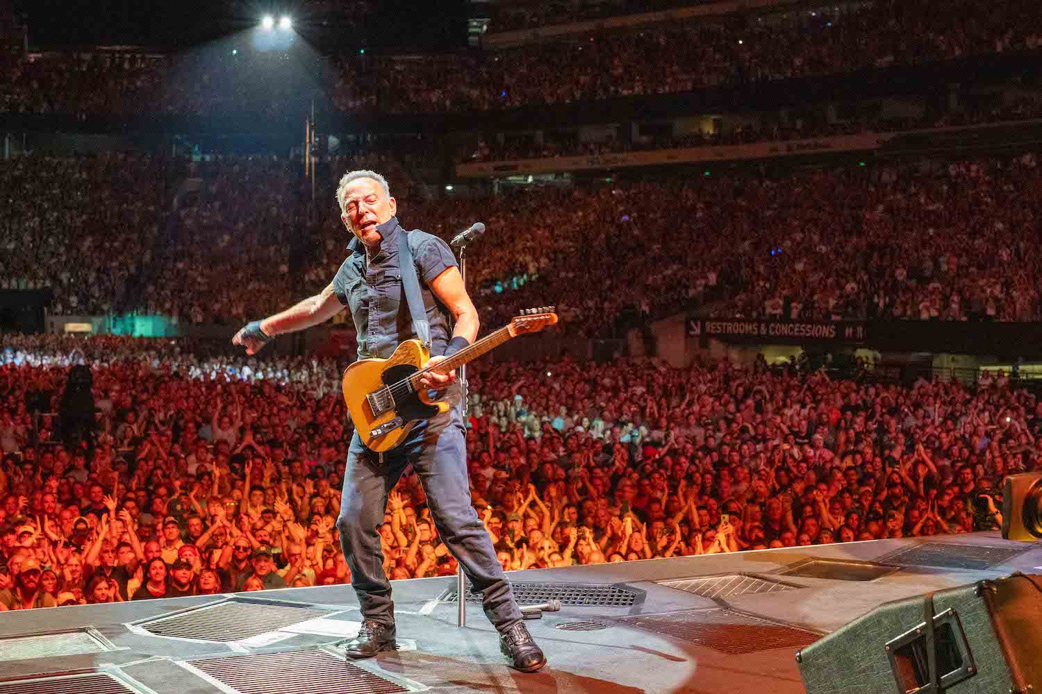 Road Diary: Bruce Springsteen and The E Street Band
