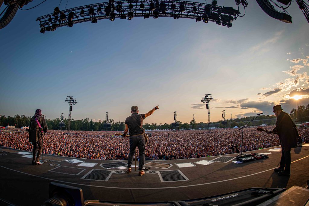 Road Diary: Bruce Springsteen and The E Street Band