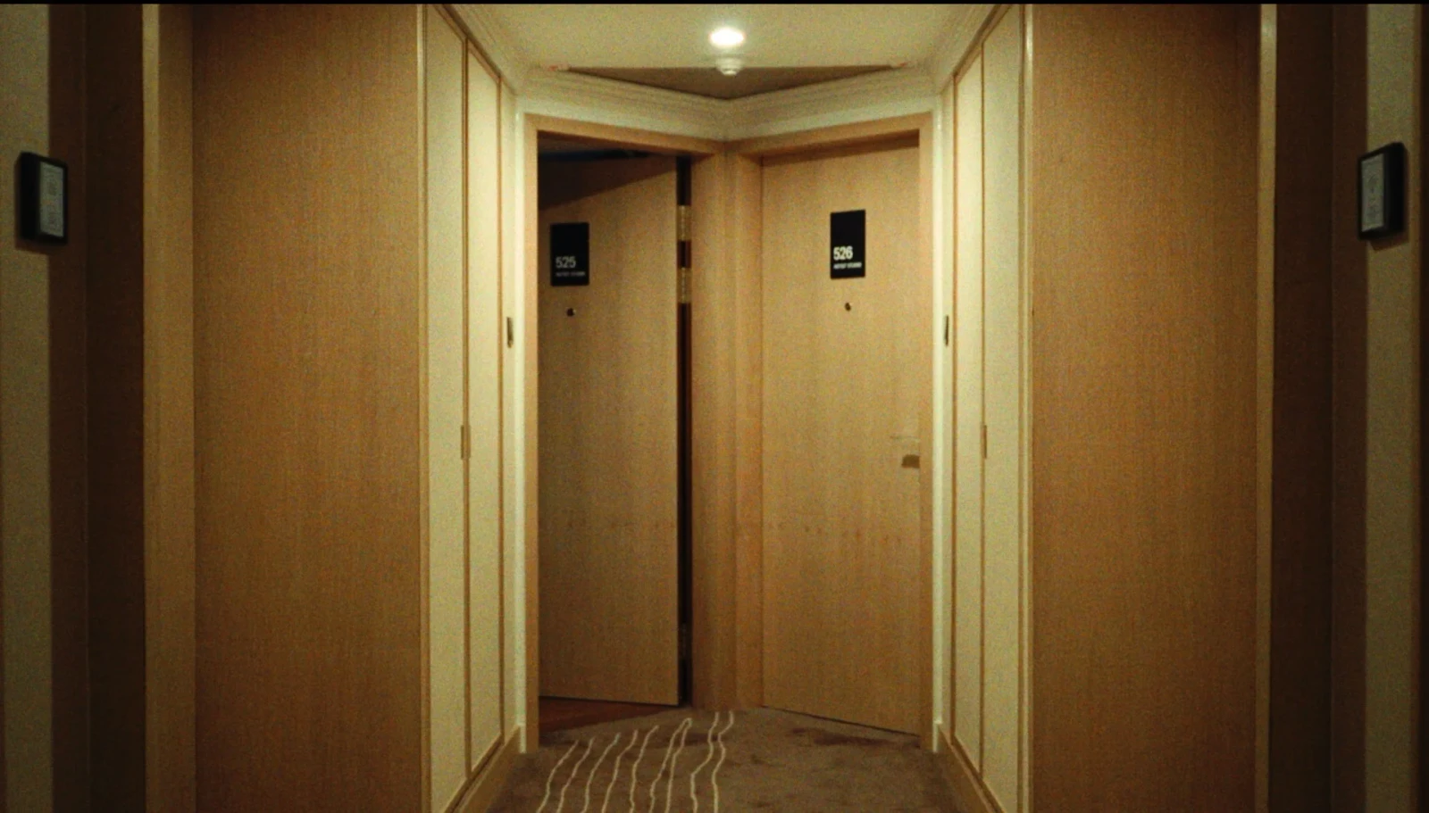 Room 404