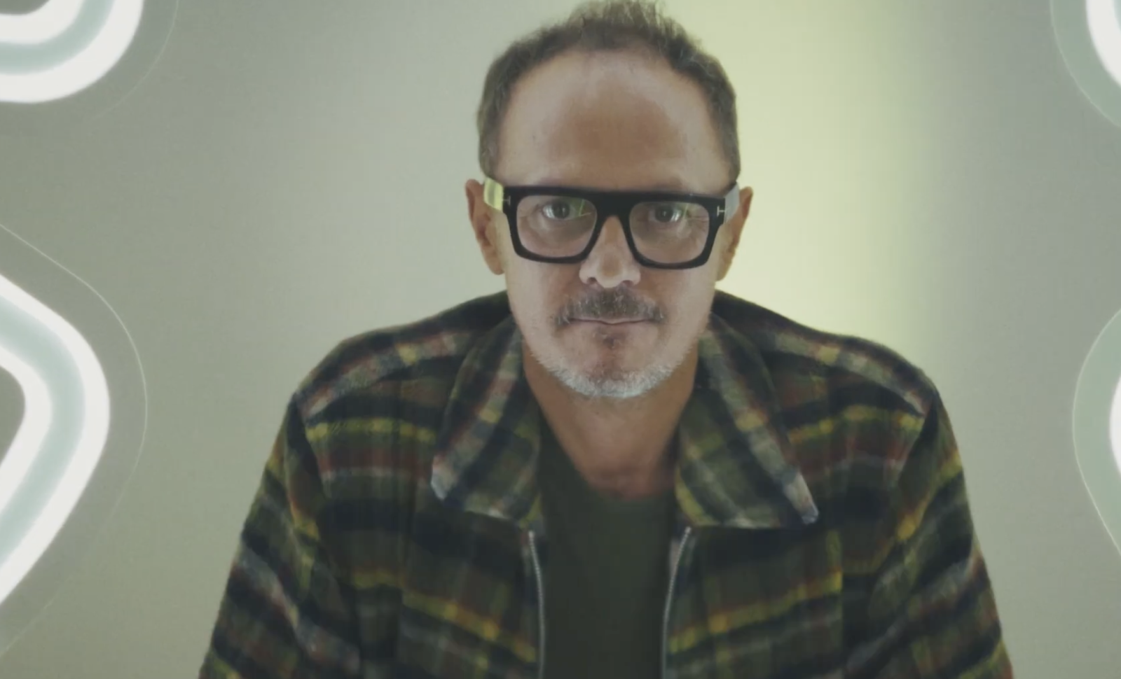 Spectacular: The Art of Jonathan Yeo in Augmented Reality