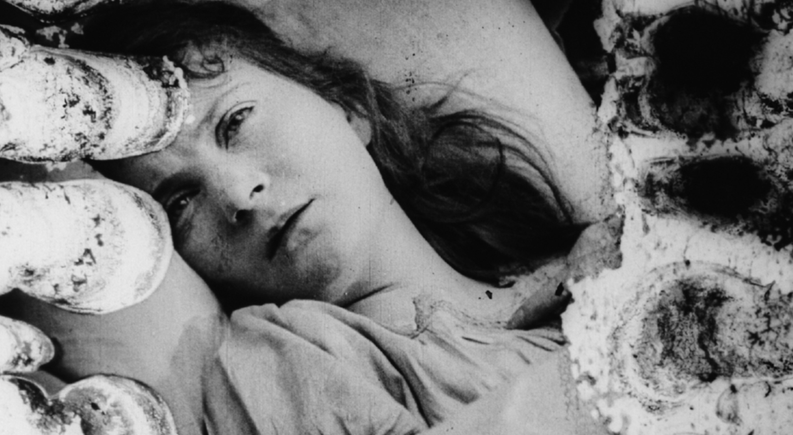 Dawson City: Frozen Time
