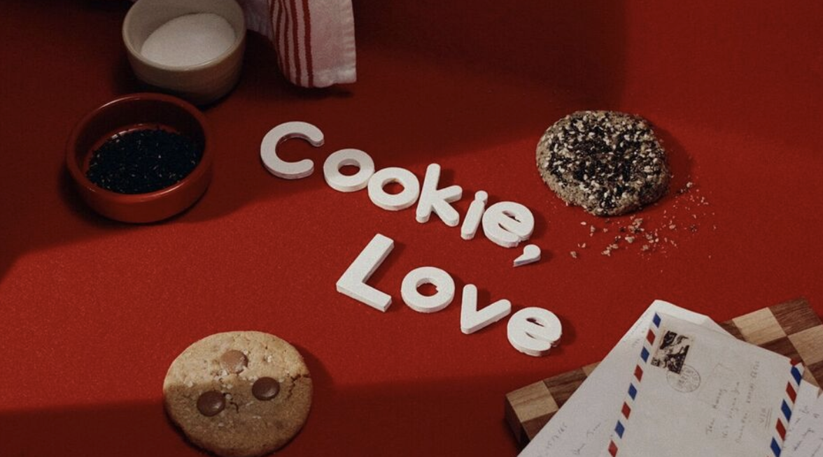 Cookie, Love