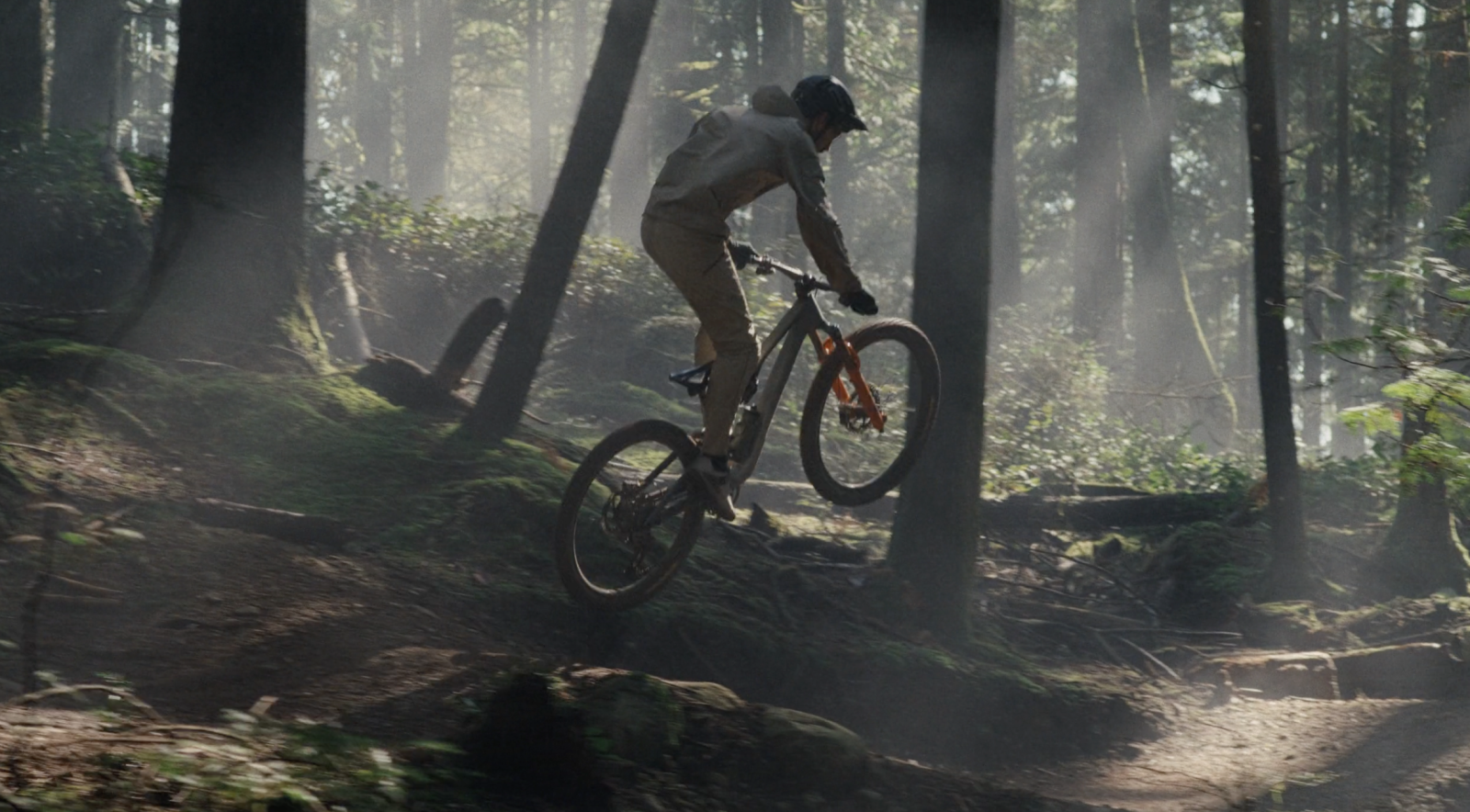 Bas Van Steenbergen: Interlude