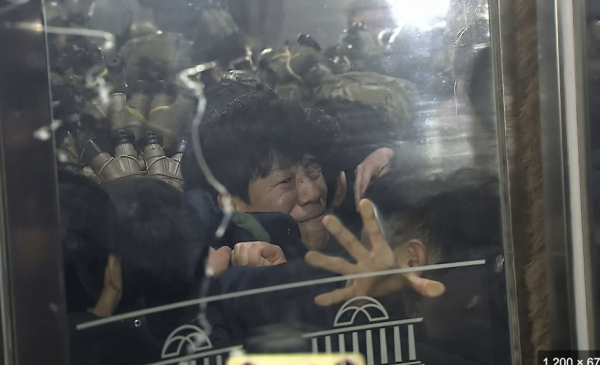The Night in Seoul by Kim Jong-woo and 2 co-directors