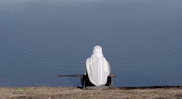 32 Meters by Morteza Atabaki