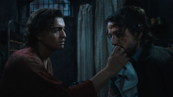 Kiss of the Spider Woman by Bill Condon