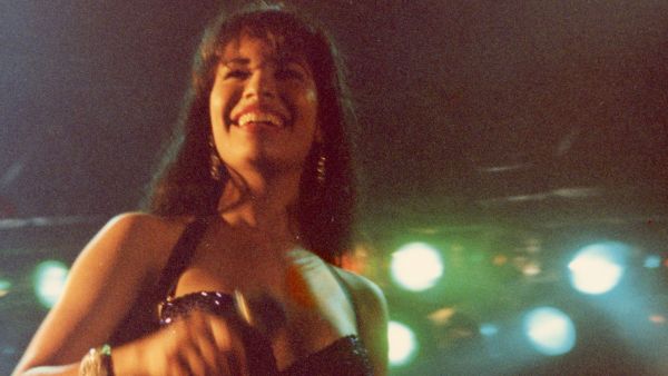 Selena y Los Dinos by Isabel Castro