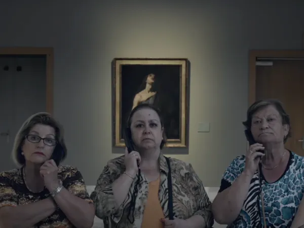 Women Visiting a City by Enrique Buleo