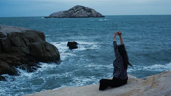 She Dances by the Sea