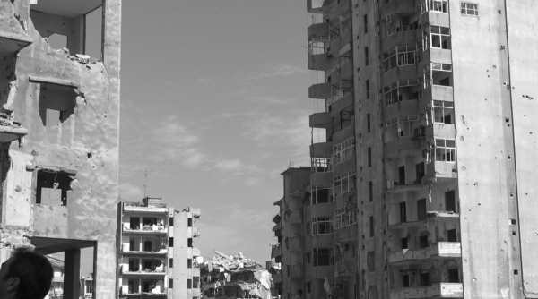 Etel Adnan: Words in Exile