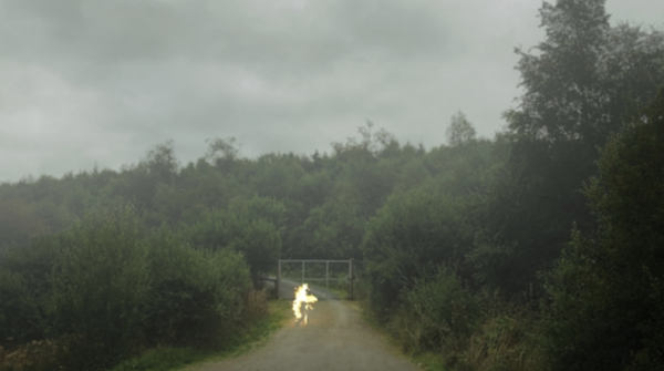 20 Hz – 384,400 km